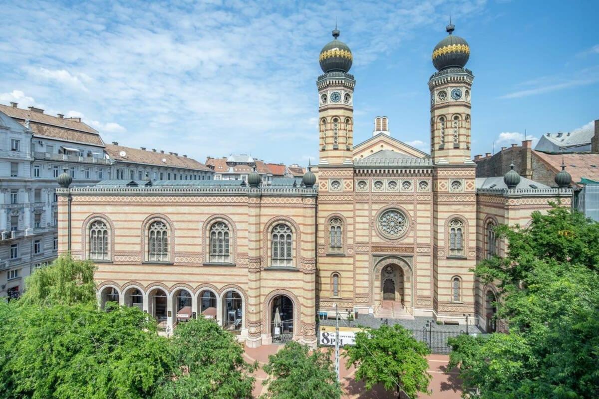 Central - New - Comfy Ac Studio Budapest Exteriör bild